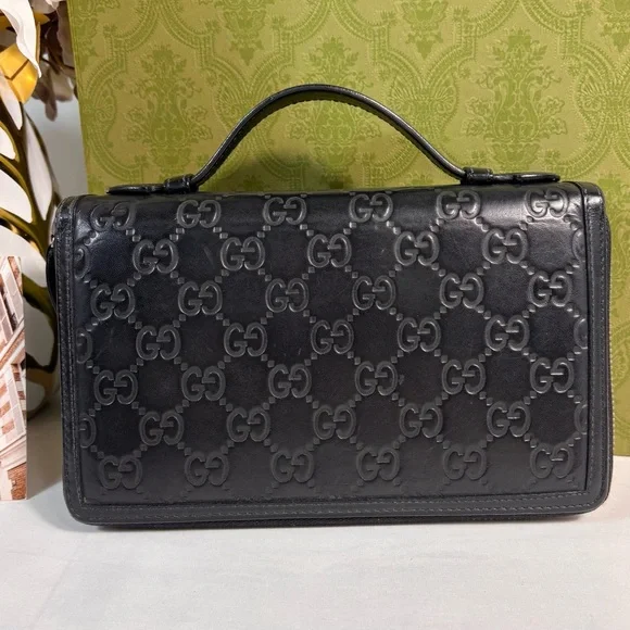 Beautiful Gucci Travel Organizer Wallet Black Guccissima - Picture 2 of 13
